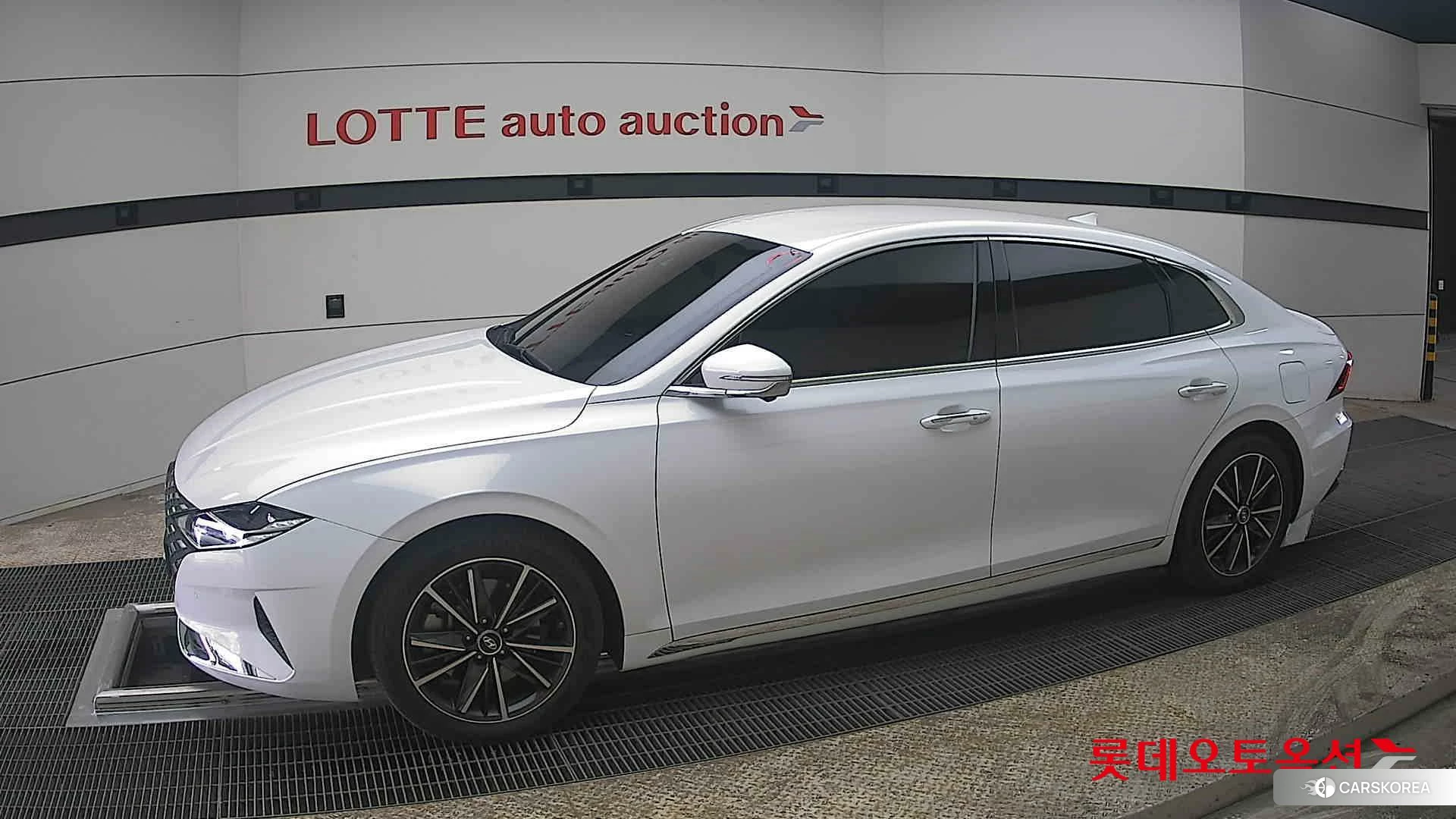 Hyundai Grandeur 2020 White cream (optional) из Кореи, фото 3