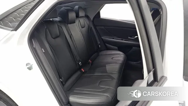 Hyundai The New Avante Hybrid (CN7) 2025 Белый из Кореи, фото 3