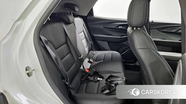 Chevrolet (GM Daewoo) Trailblazer 2022 Белый из Кореи, фото 3