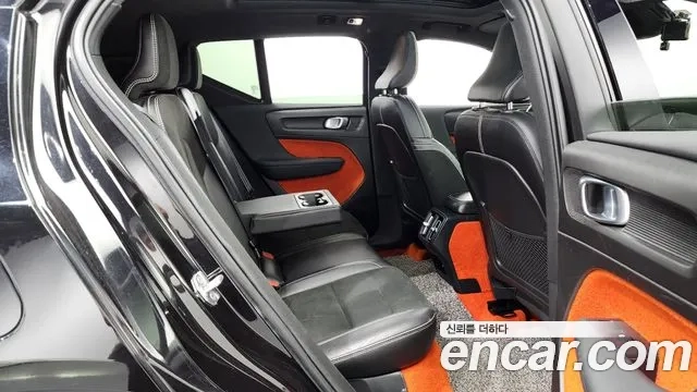 Volvo XC40 2020 Черный из Кореи, фото 3