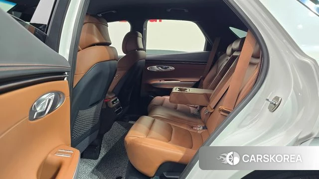 Genesis GV70 2022 Белый из Кореи, фото 3