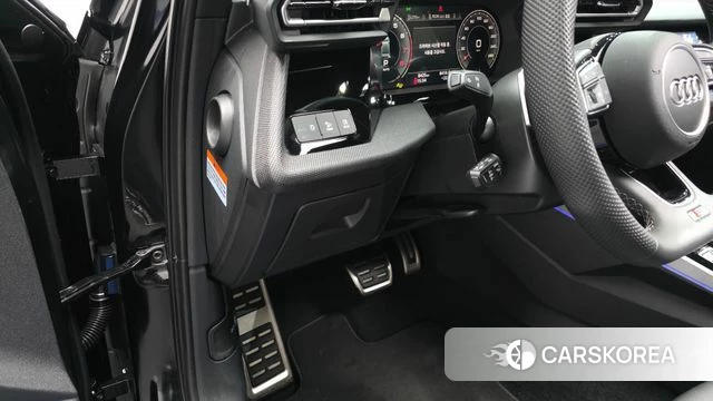 Audi A3 (8Y) 2025 Черный из Кореи, фото 3