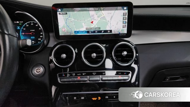 Mercedes-Benz GLC-Class X253 2022 Белый из Кореи, фото 3