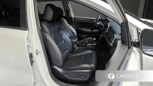 Kia Sportage The Bold 2021 Белый из Кореи, фото 3