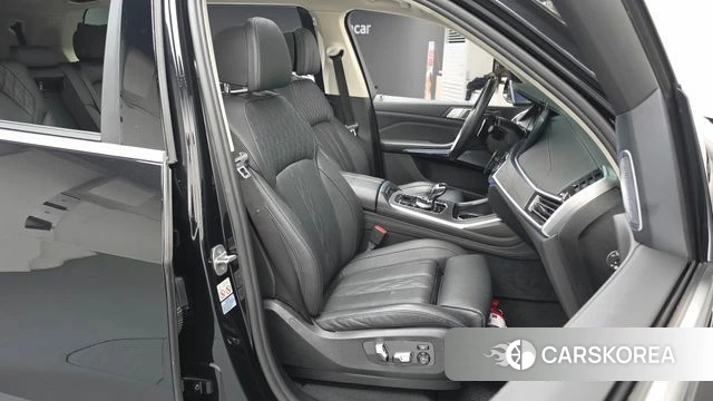 BMW X7 (G07) 2020 Черный из Кореи, фото 3