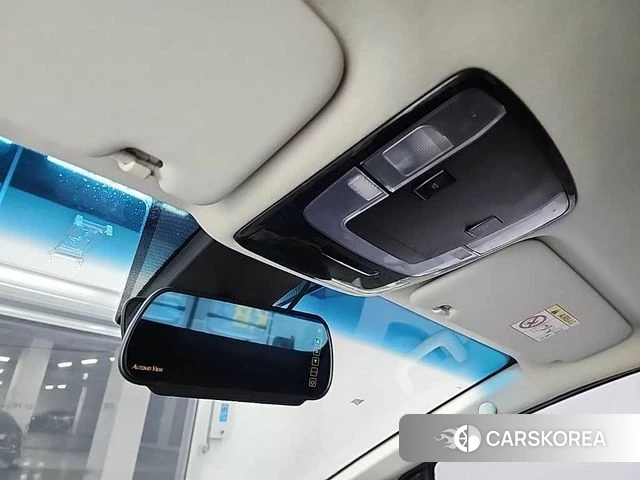 Hyundai Staria 2022 Белый из Кореи, фото 3