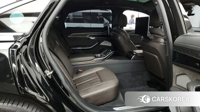 Audi A8 (D5) 2021 Черный из Кореи, фото 3