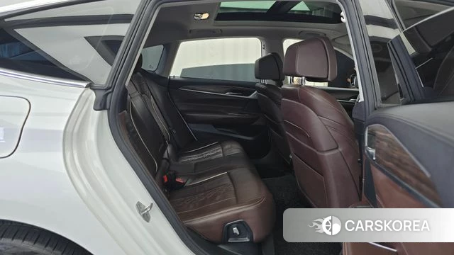 BMW 6 Series GT (G32) 2019 Белый из Кореи, фото 3