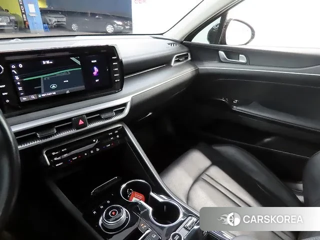 Kia K5 3rd generation 2021 Черный из Кореи, фото 3