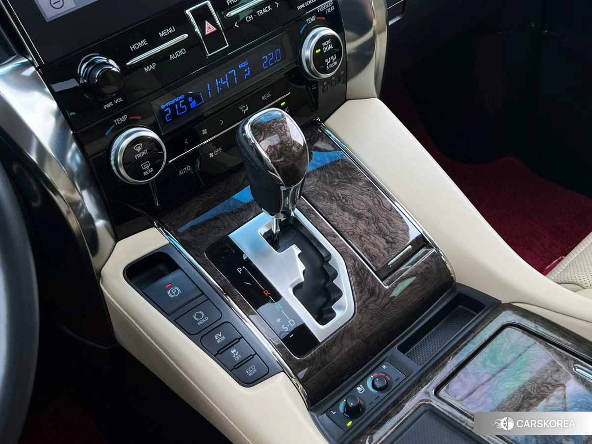 Toyota Elfa 2020 Белый из Китая, фото 3