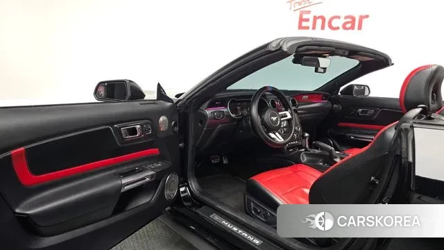 Ford Mustang 2018 Черный из Кореи, фото 3