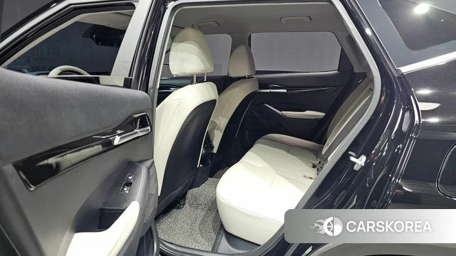 Kia Seltos 2022 Черный из Кореи, фото 3