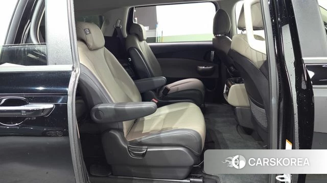 Kia The New Carnival 4th Generation 2024 Черный из Кореи, фото 3