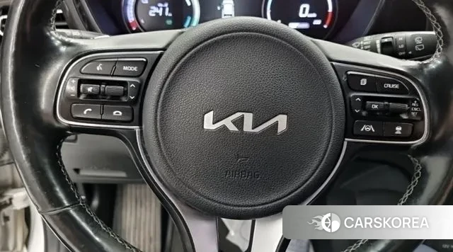 Kia Niro Plus 2022 Серебряный из Кореи, фото 3