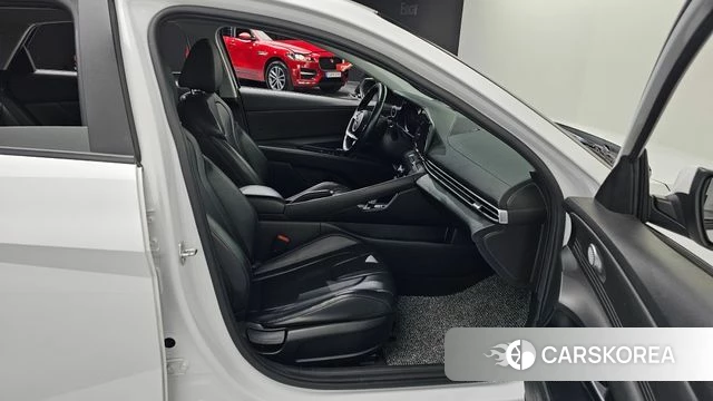 Hyundai Avante (CN7) 2021 Белый из Кореи, фото 3