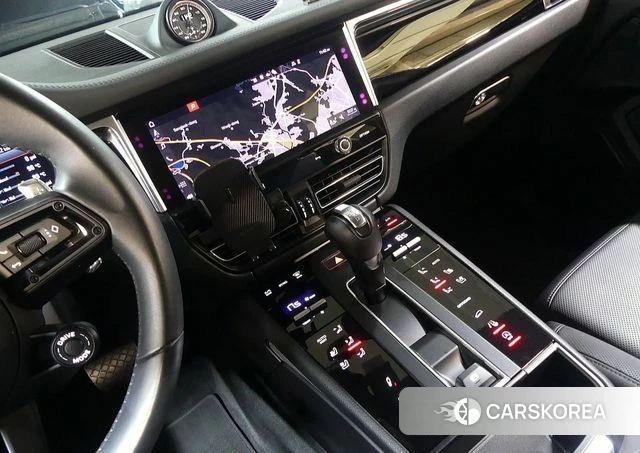 Porsche Macan 2022 Цвет галактики из Кореи, фото 3