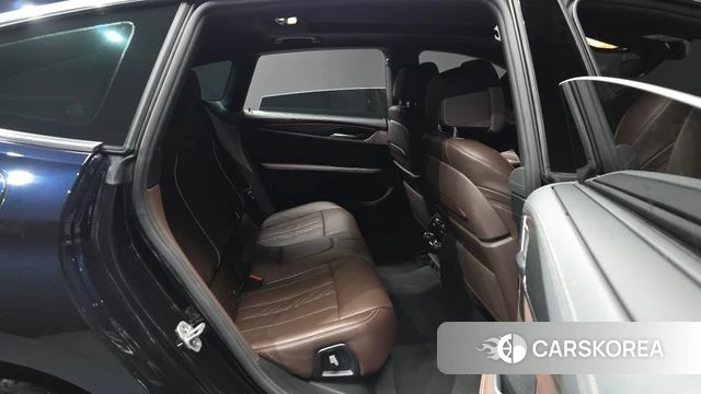 BMW 6 Series GT (G32) 2023 Черный из Кореи, фото 3