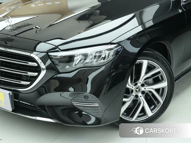 Mercedes-Benz E-class 2025 Черный из Китая, фото 3