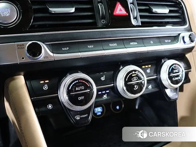 Genesis The New G70 2023 Серый из Кореи, фото 3