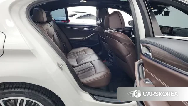 BMW 5 Series (G30) 2020 Белый из Кореи, фото 3