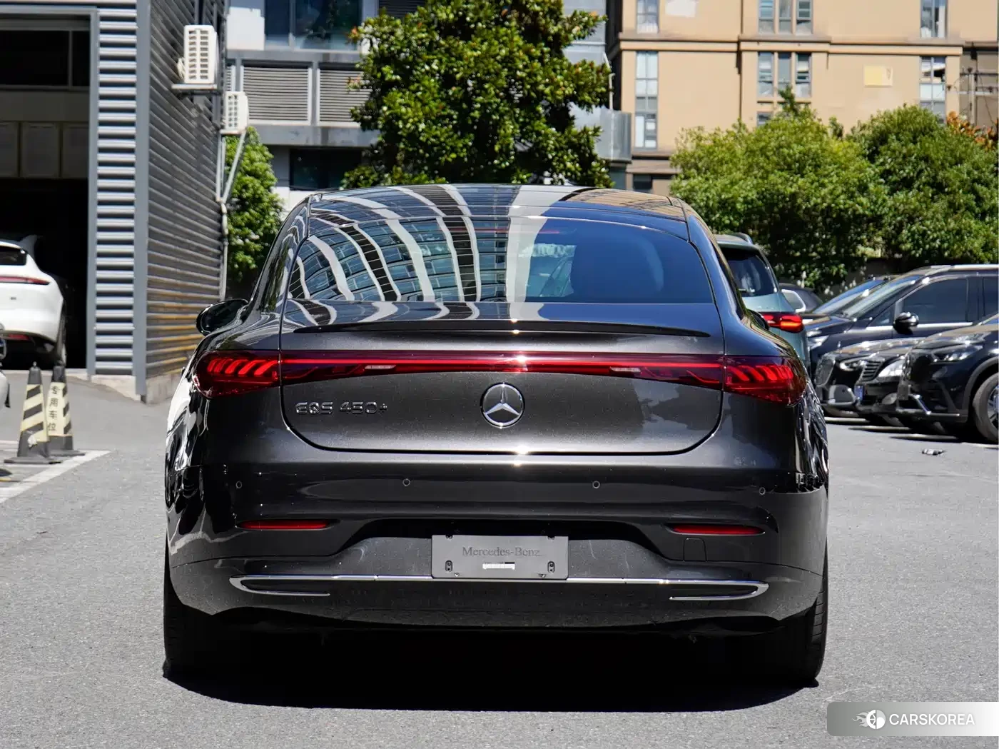 Mercedes-Benz EQS 2024 Silver/gray из Китая, фото 3