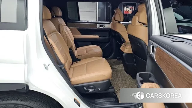 Hyundai Santa Fe (MX5) 2023 Белый из Кореи, фото 3