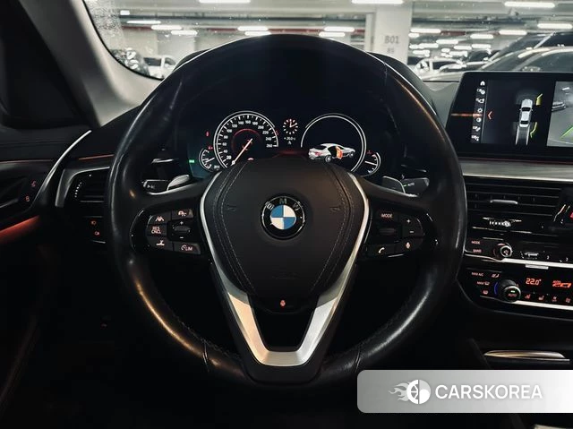 BMW 5 Series (G30) 2018 Серый из Кореи, фото 3
