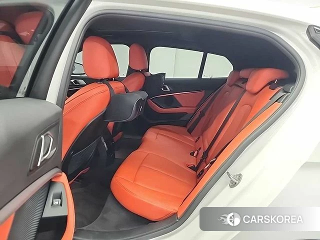 BMW 1 Series (F40) 2021 Белый из Кореи, фото 3