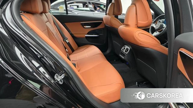 Mercedes-Benz C-Class W206 2026 Черный из Кореи, фото 3