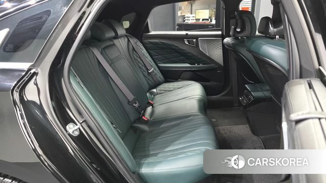 Kia K8 Hybrid 2024 Черный из Кореи, фото 3