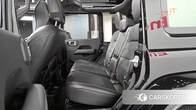 Jeep Wrangler (JL) 2022 Черный из Кореи, фото 3