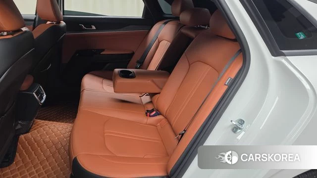 Kia The New K5 Hybrid 3rd generation 2024 Белый из Кореи, фото 3