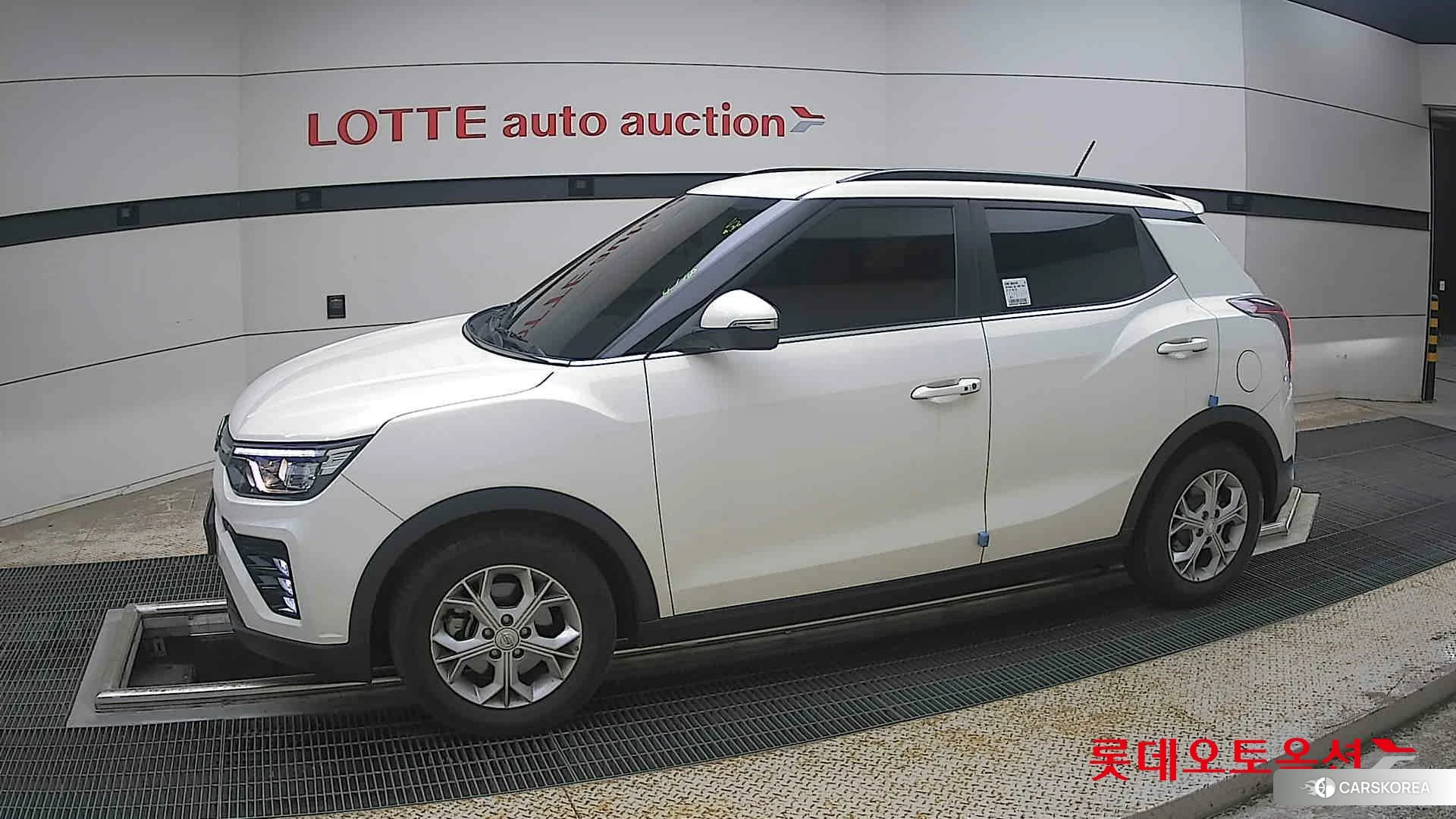 SsangYong Tivoli 2022 Grand White из Кореи, фото 3