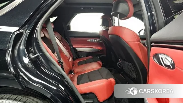 Genesis GV70 2021 Черный из Кореи, фото 3