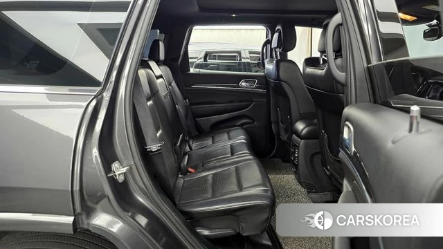 Jeep Grand Cherokee 2018 Серый из Кореи, фото 3