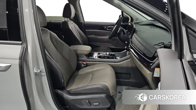 Kia The New Carnival 4th Generation 2024 Серебристо-серый из Кореи, фото 3