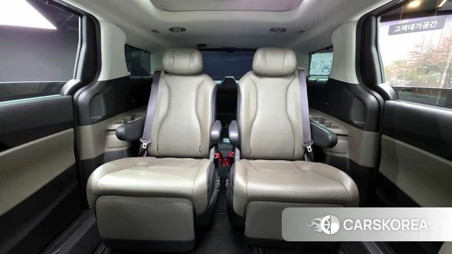 Kia The New Carnival 4th Generation 2024 Серебристо-серый из Кореи, фото 3