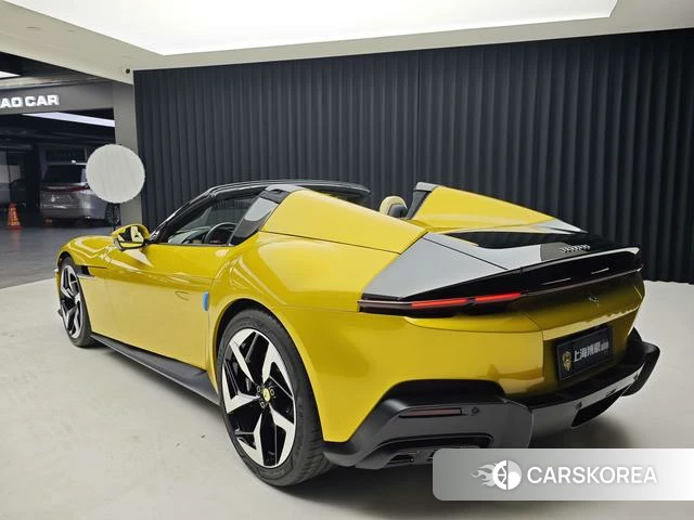 Ferrari 12Cilindri 2026 Желтый из Китая, фото 3
