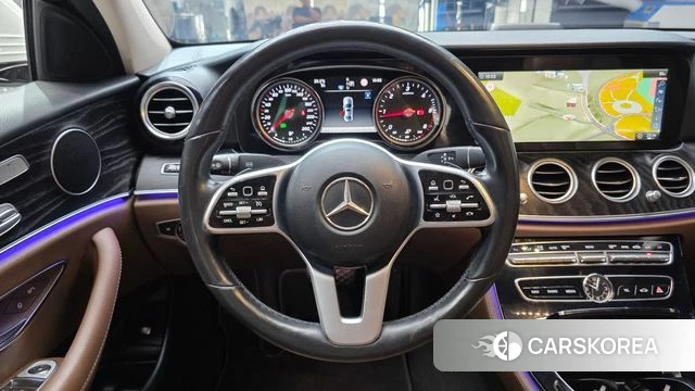 Mercedes-Benz E-Class W213 2019 Белый из Кореи, фото 3