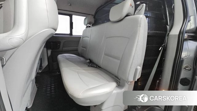 Hyundai The New Grand Starex 2019 Серебристо-серый из Кореи, фото 3