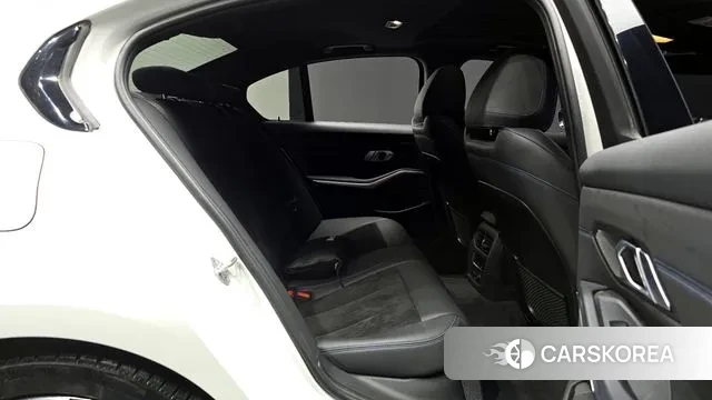 BMW 3 Series (G20) 2020 Белый из Кореи, фото 3