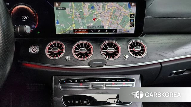 Mercedes-Benz E-Class W213 2021 Белый из Кореи, фото 3