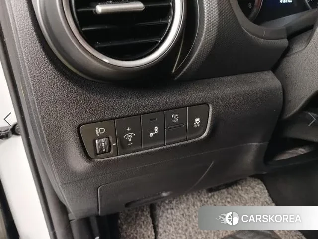 Hyundai Kona 2018 Белый из Кореи, фото 3