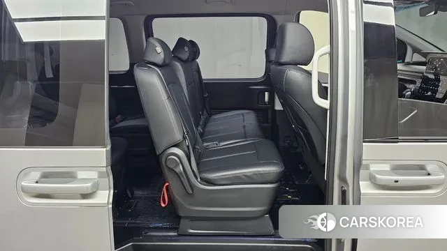 Hyundai Staria 2024 Серебристо-серый из Кореи, фото 3