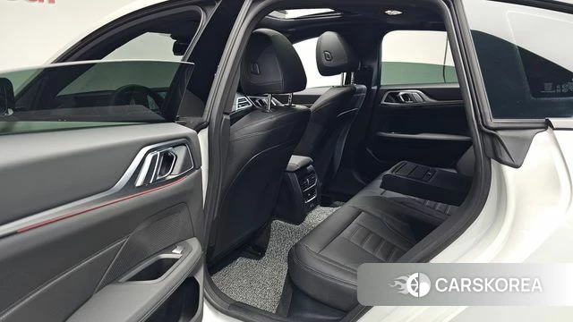 BMW 4 Series (G22) 2026 Белый из Кореи, фото 3