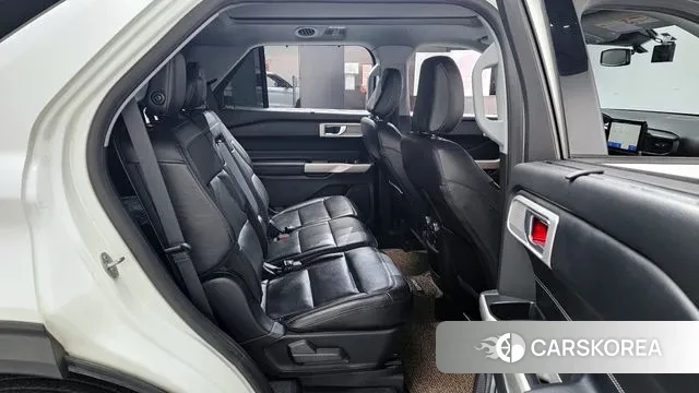 Ford Explorer 6th Generation 2021 Белый из Кореи, фото 3