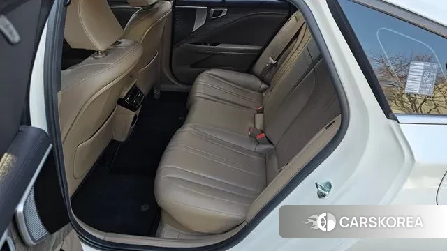 Kia K8 Hybrid 2022 Белый из Кореи, фото 3