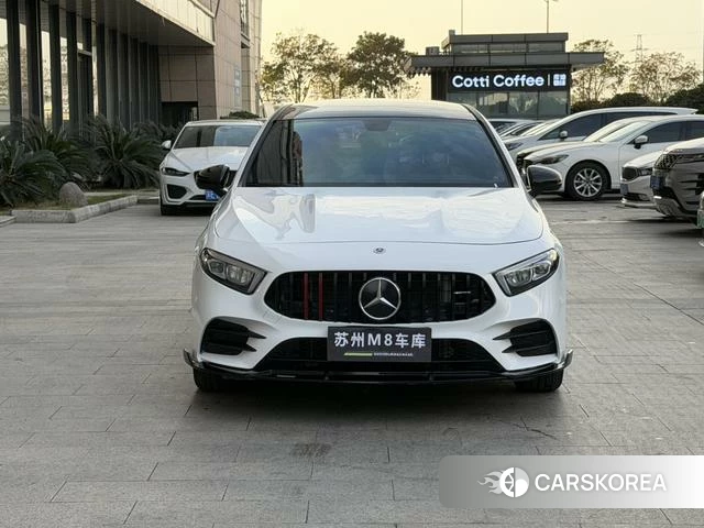Mercedes-Benz Class A 2023 Белый из Китая, фото 3
