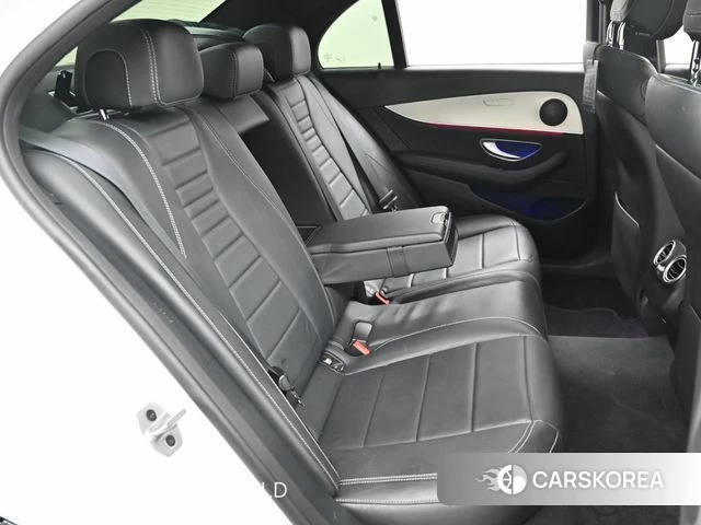 Mercedes-Benz E-Class W213 2021 Белый из Кореи, фото 3