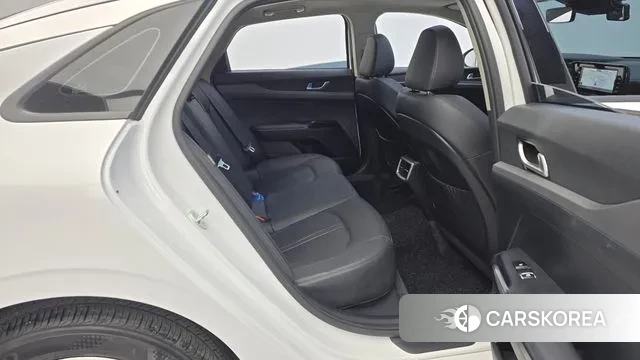 Kia K5 3rd generation 2023 Белый из Кореи, фото 3